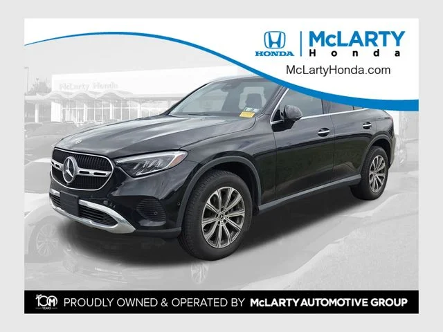 2024 Mercedes-Benz GLC GLC 300's photo
