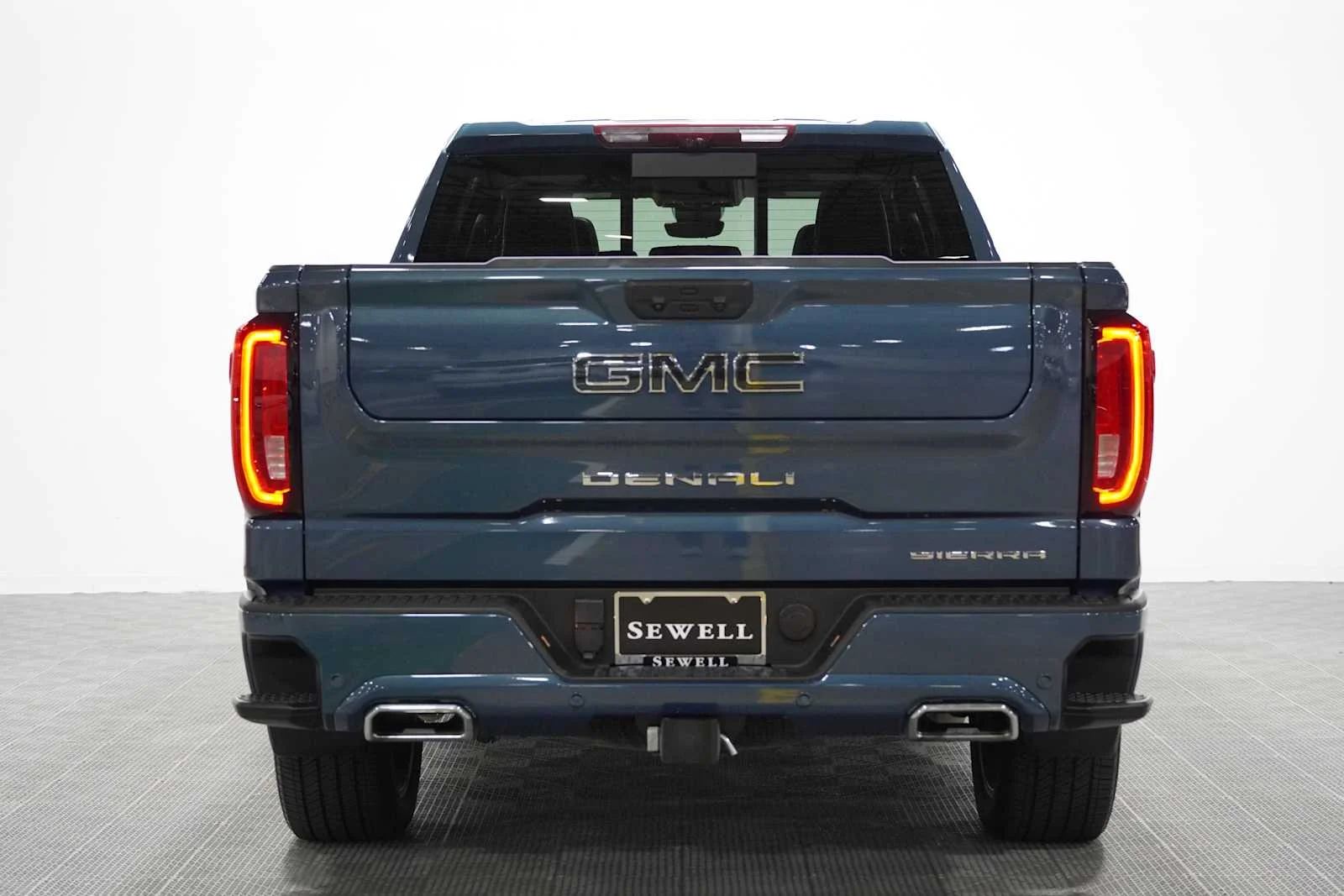 Used 2024 Downpour Metallic GMC Denali Ultimate image 5