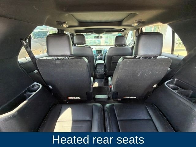 Used 2017  Ford Limited image 30
