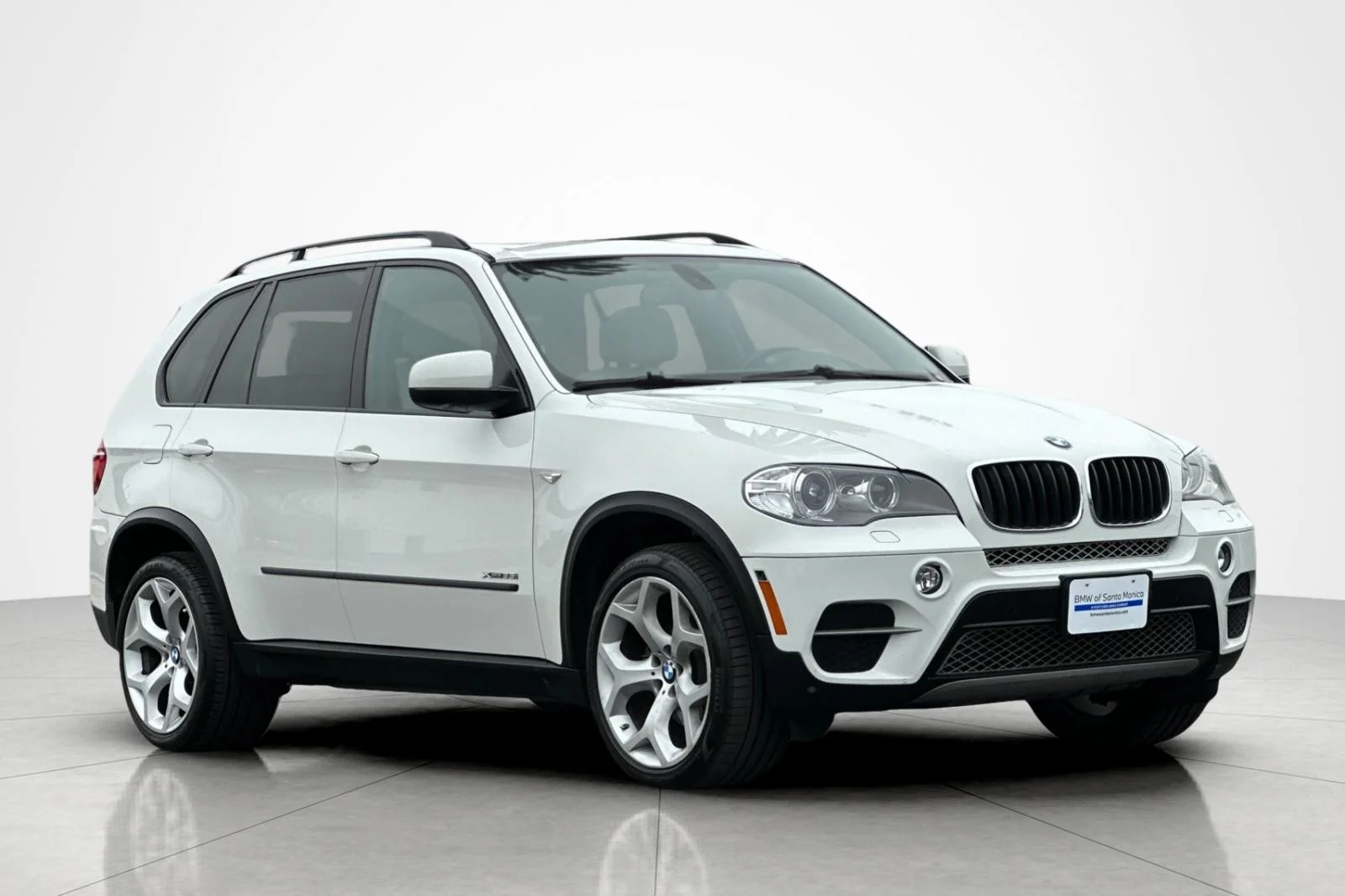 Used 2013 Alpine White BMW xDrive35i Sport Activity image 7