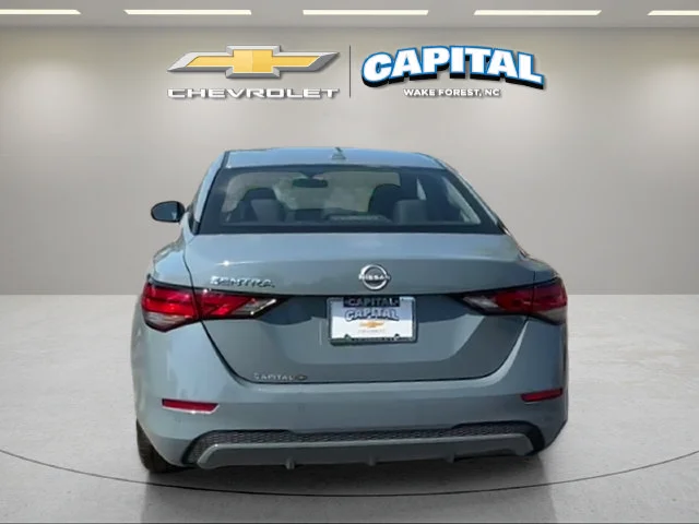 Used 2025  Nissan SV image 4