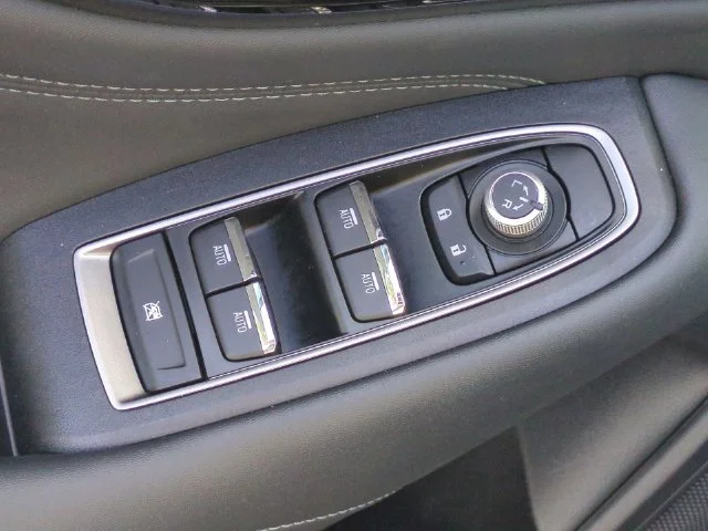 Used 2025 Silver Subaru Limited image 14