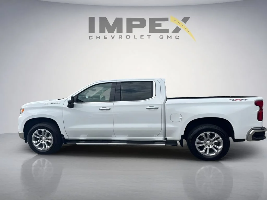 Used 2025 Summit White Chevrolet LTZ image 2