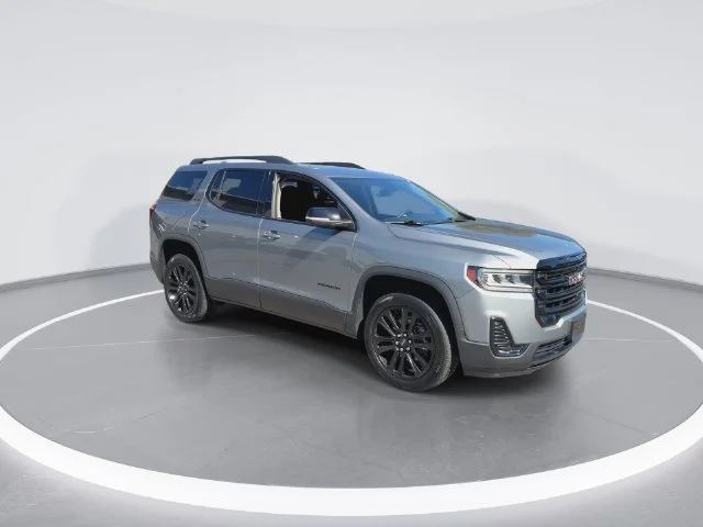 Used 2023 Silver GMC SLE image 2