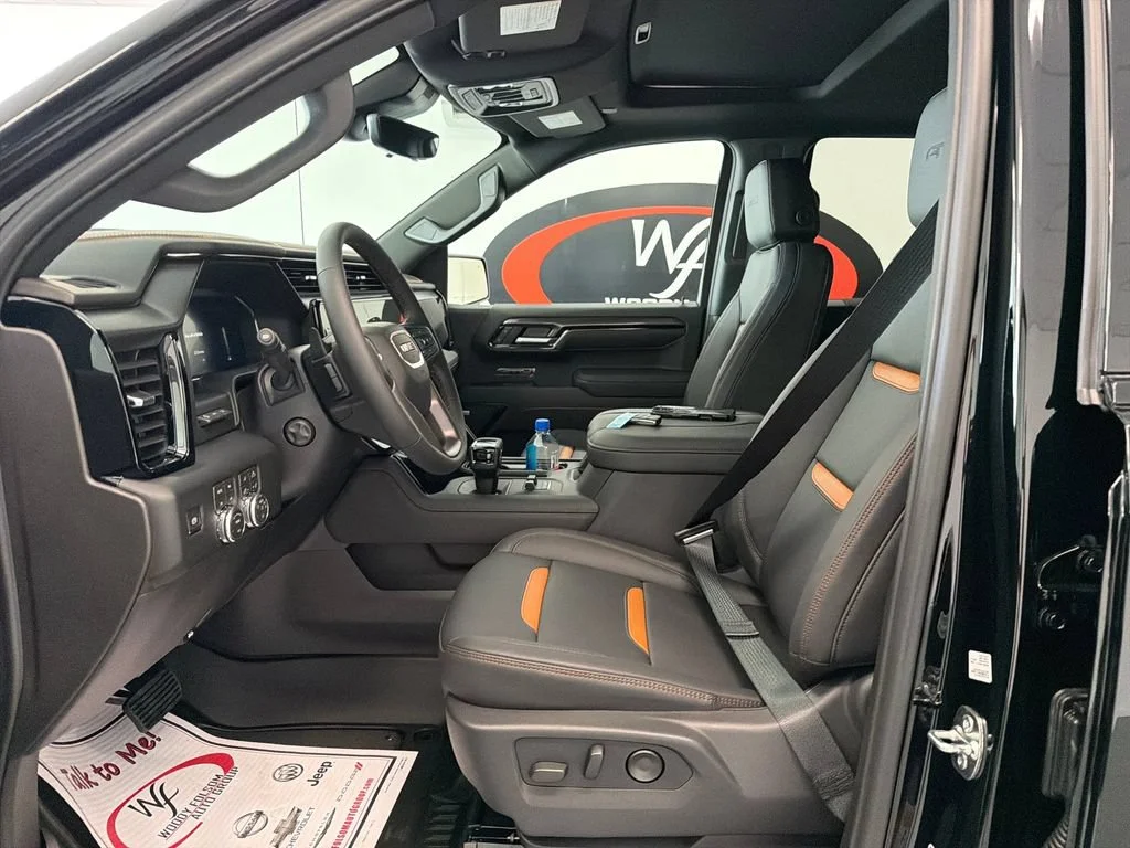 New 2026 Onyx Black GMC AT4 image 9