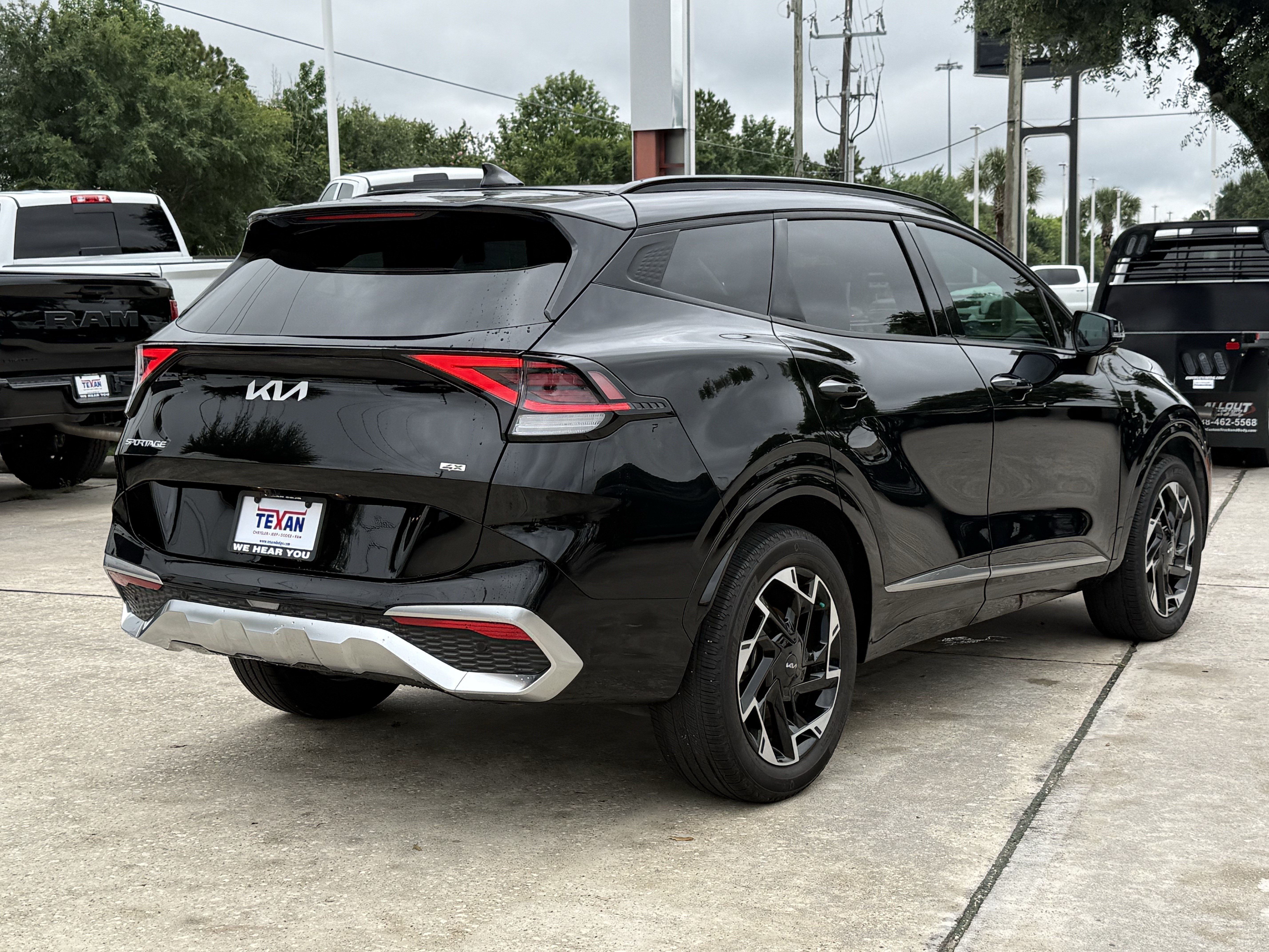 Used 2024 Ebony Black Kia SX-Prestige image 4