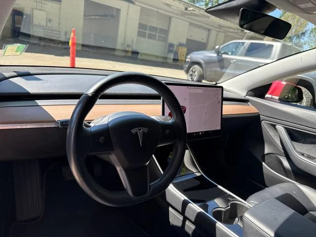 Used 2018 Red Metallic Tesla Long Range image 17
