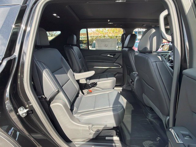 New 2027 Mosaic Black Metallic Chevrolet LT image 33