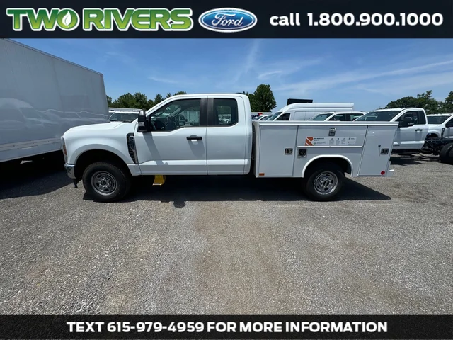 2025 Ford F-250 XL 4x4 SuperCab 8' Box's photo
