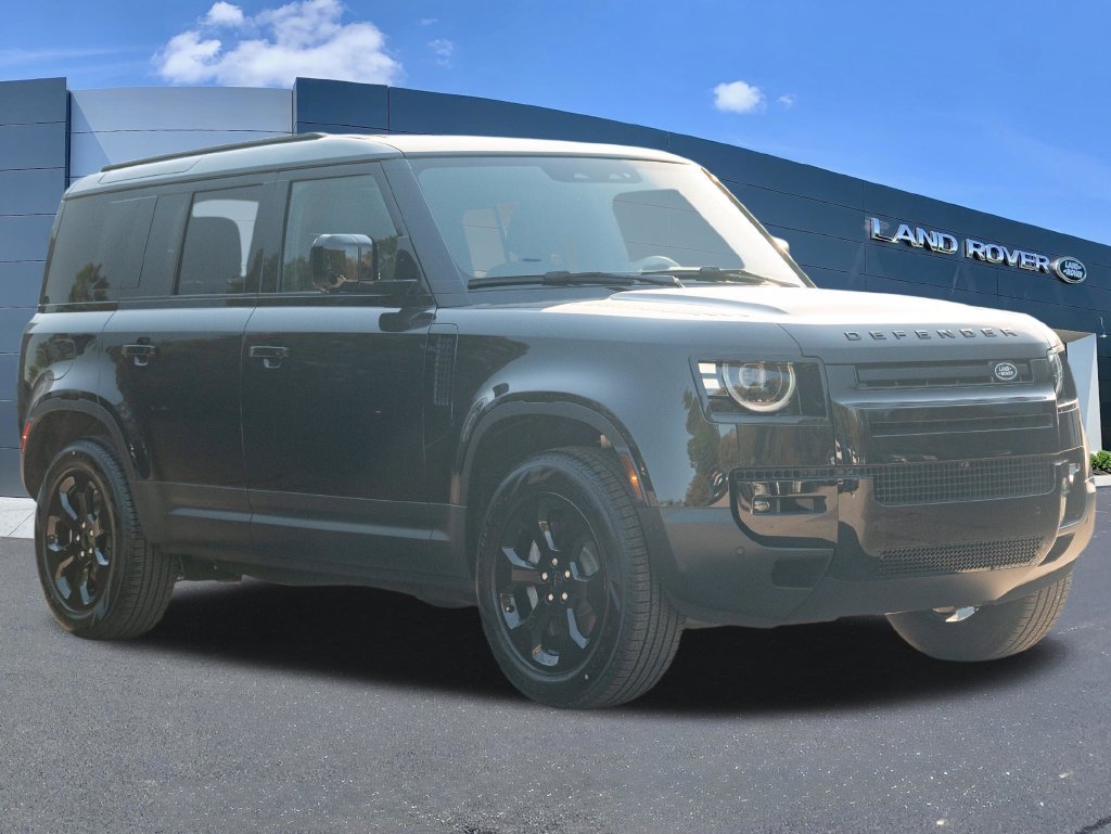 New 2026 Santorini Black Land Rover S image 3