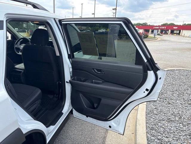 Used 2025 White Nissan SV image 21