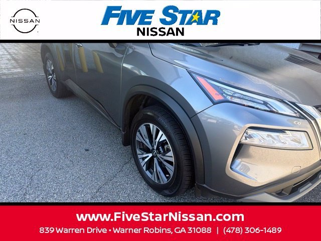 Used 2023 Gray Nissan SV image 8