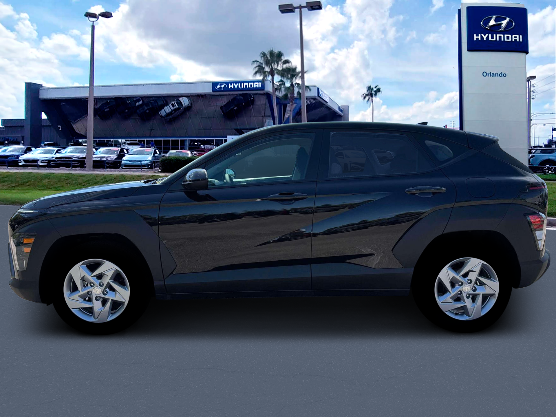 New 2026 Abyss Black Pearl Hyundai SE FWD image 37
