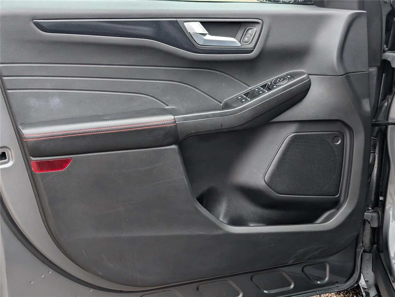 2024 Ford Escape ST-Line - Photo 10
