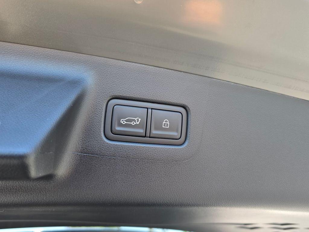 New 2026 Gray Hyundai SEL image 11