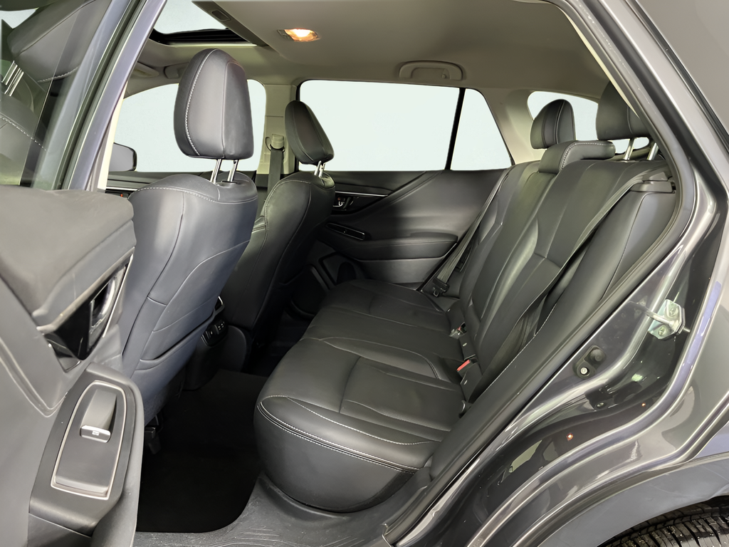 2022 Subaru Outback Limited - Photo 12