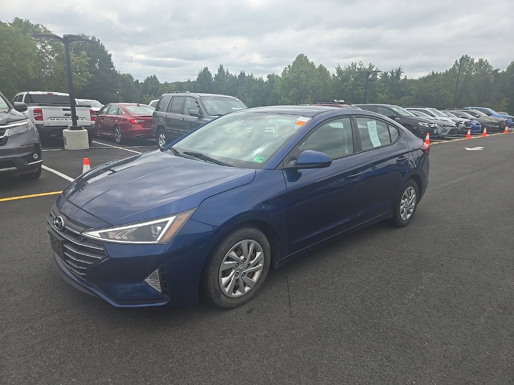 2020 Hyundai Elantra SE FWD photo