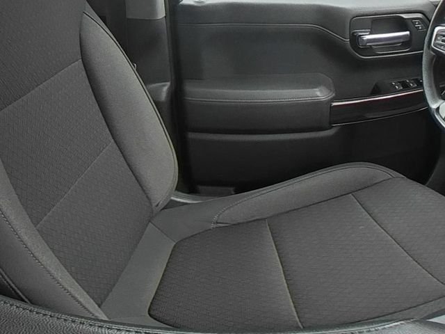 Used 2020 White Chevrolet LT image 37