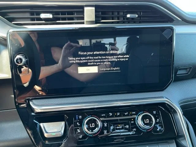 New 2026 Glacier White Tricoat GMC Denali image 30