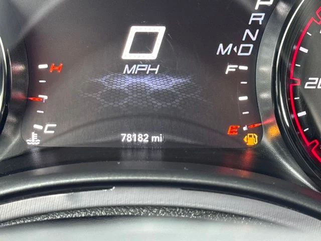 Used 2023 Red Dodge SXT image 24