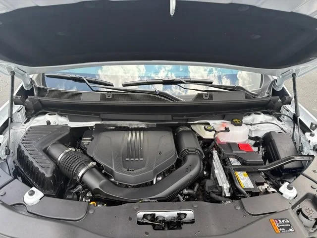 New 2027 Summit White Chevrolet LT image 14