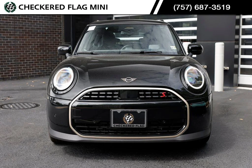 Used 2025 Midnight Black II MINI Signature image 13