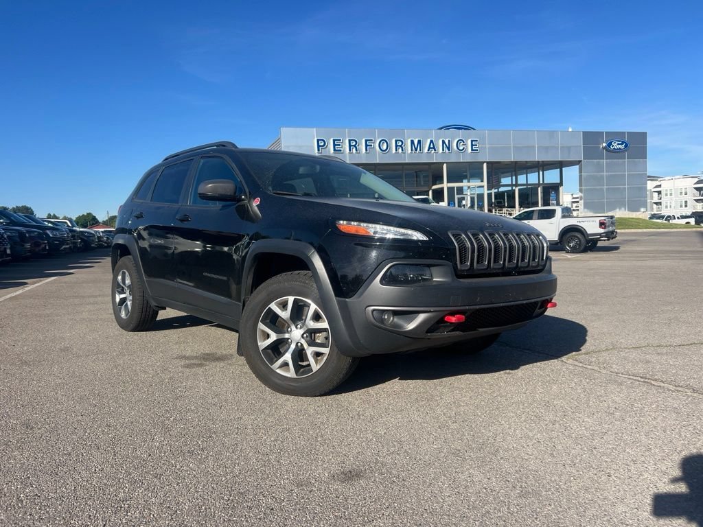 Used 2018 Black Jeep Trailhawk image 2