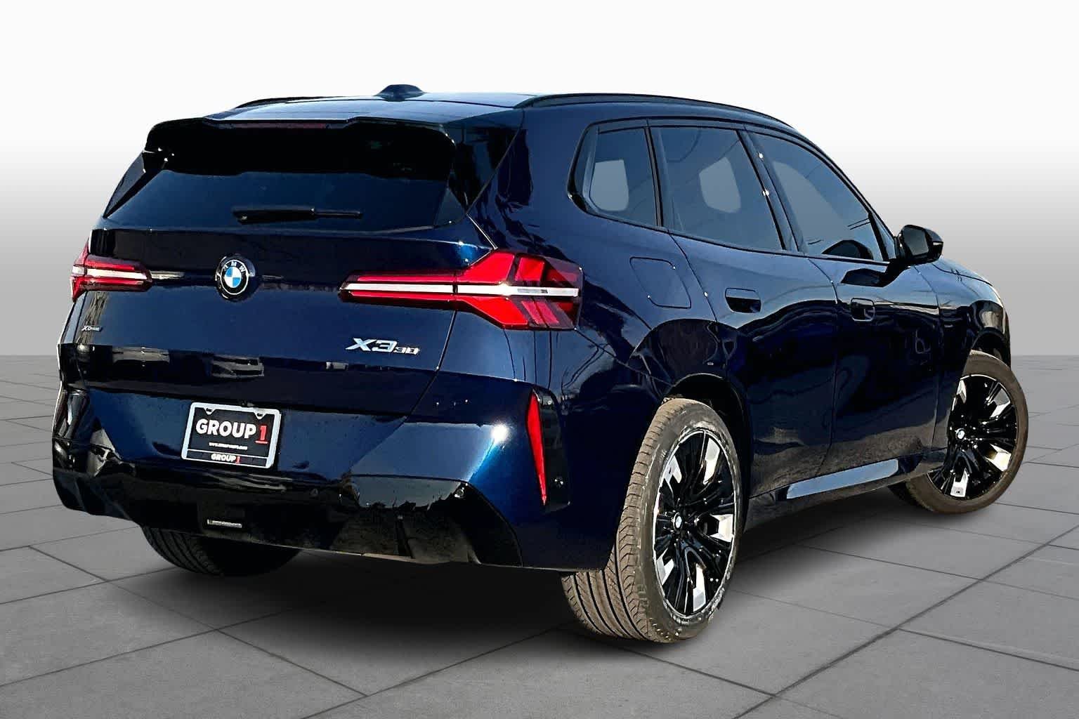 New 2026 Tanzanite Blue II Metallic BMW 30 xDrive image 12