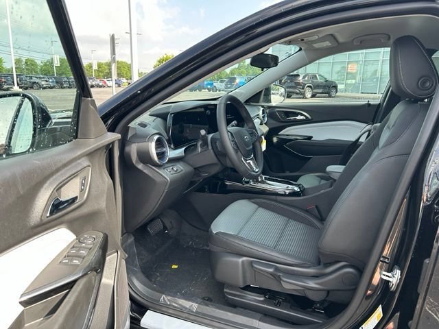 2026 Chevrolet Trax LT - Photo 10