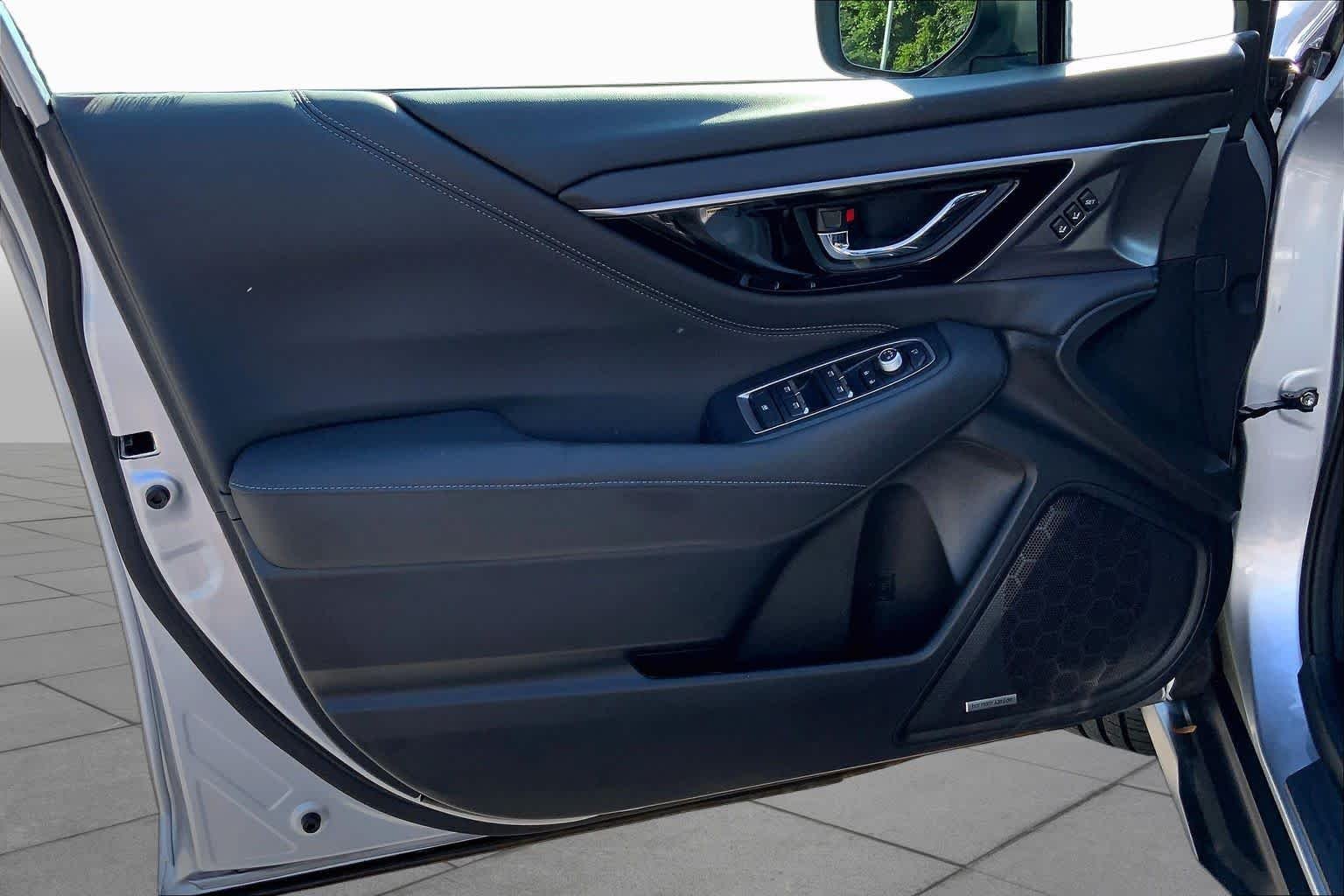 Used 2024 Ice Silver Metallic Subaru Touring image 21