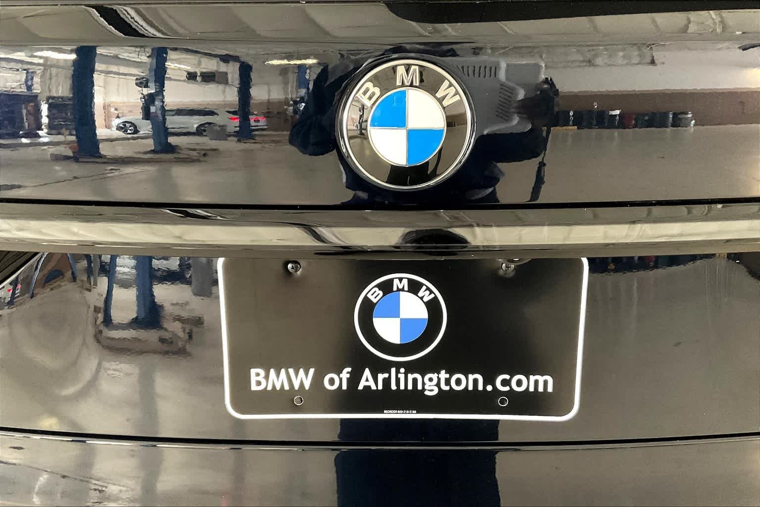 Used 2025 Carbon Black Metallic BMW xDrive40i image 15