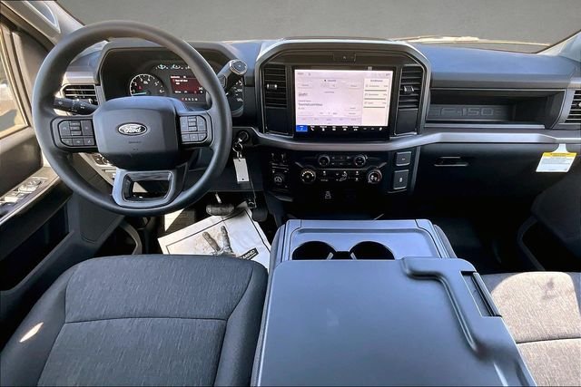 New 2026 Oxford White Ford XL image 4