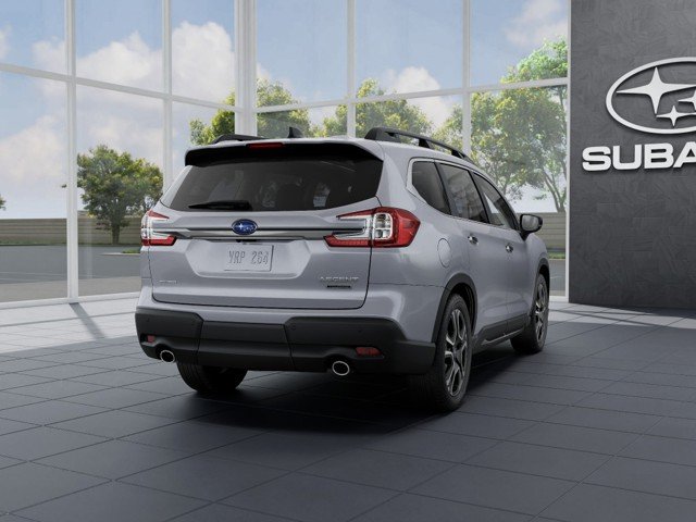 New 2027 ICE SILVER METALLIC Subaru Touring 7-Passenger image 5