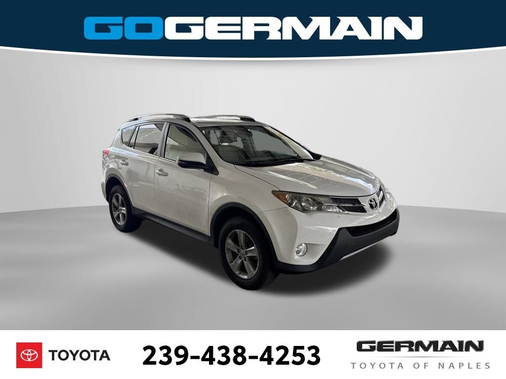 Used 2013 White Toyota XLE image 11