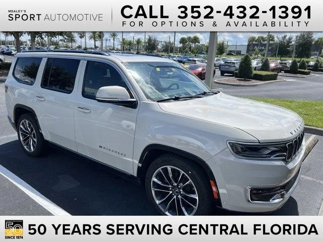 Used 2022 White Jeep Series III image 1