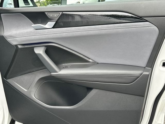 New 2026 Pure White Volkswagen 2.0T SE image 14