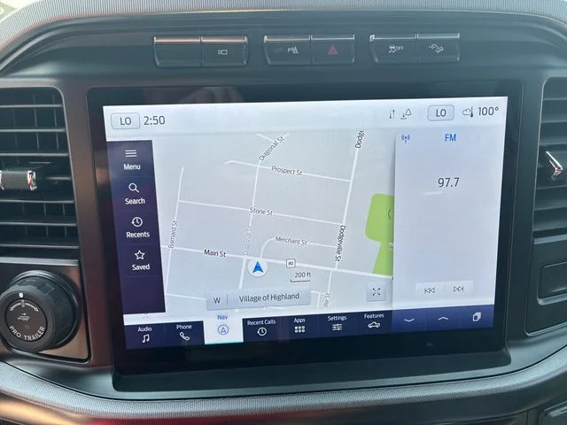 Used 2022 Quartz Metallic Ford Platinum image 23