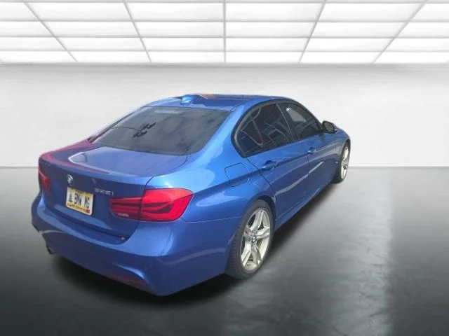 Used 2016 Blue BMW 328i image 3
