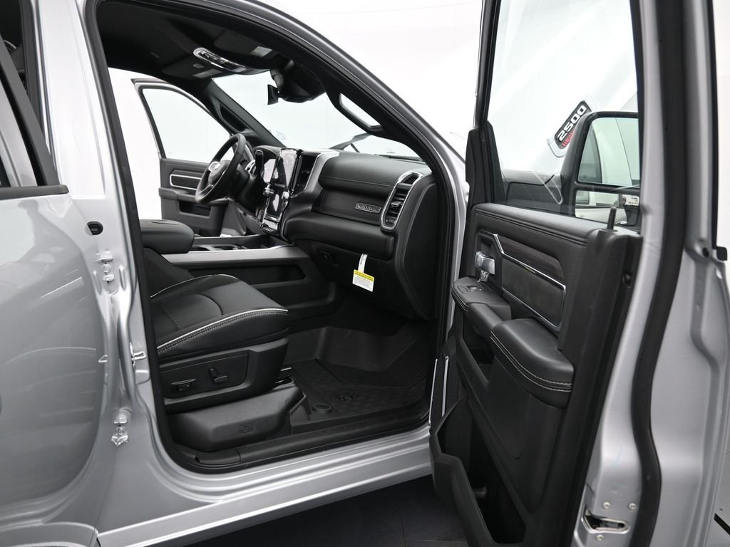 2026 RAM 2500 Laramie - Photo 12