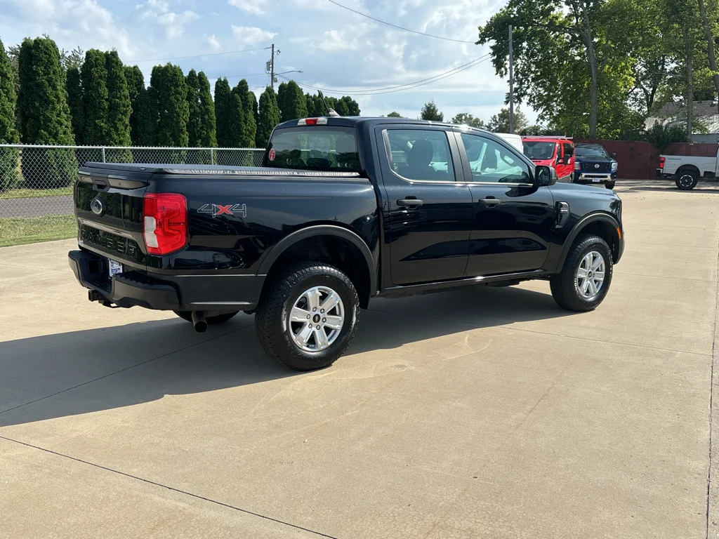 Used 2024 Shadow Black Ford XL image 4