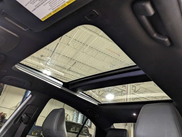 Used 2025 Wind Chill Pearl Toyota XSE image 21