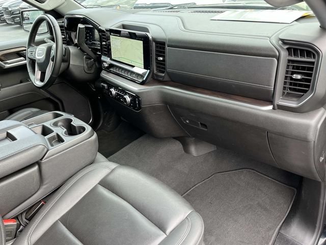 Used 2025 Black GMC SLT image 21