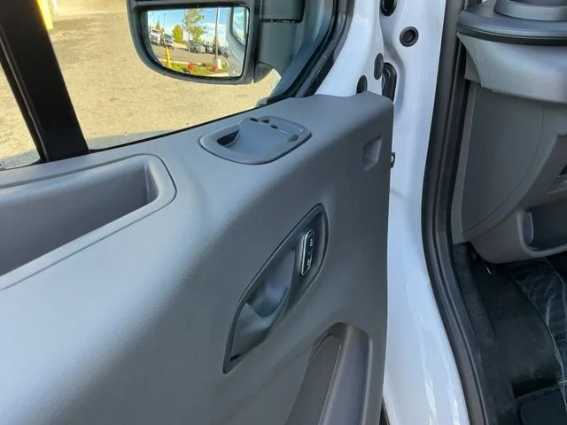 New 2025 Oxford White Ford Base image 14
