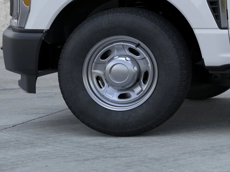 New 2026 Oxford White Ford F-350® XL image 19