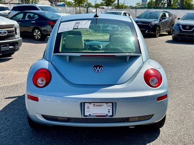 Used 2010 Heaven Blue Metallic Volkswagen 2.5L image 6