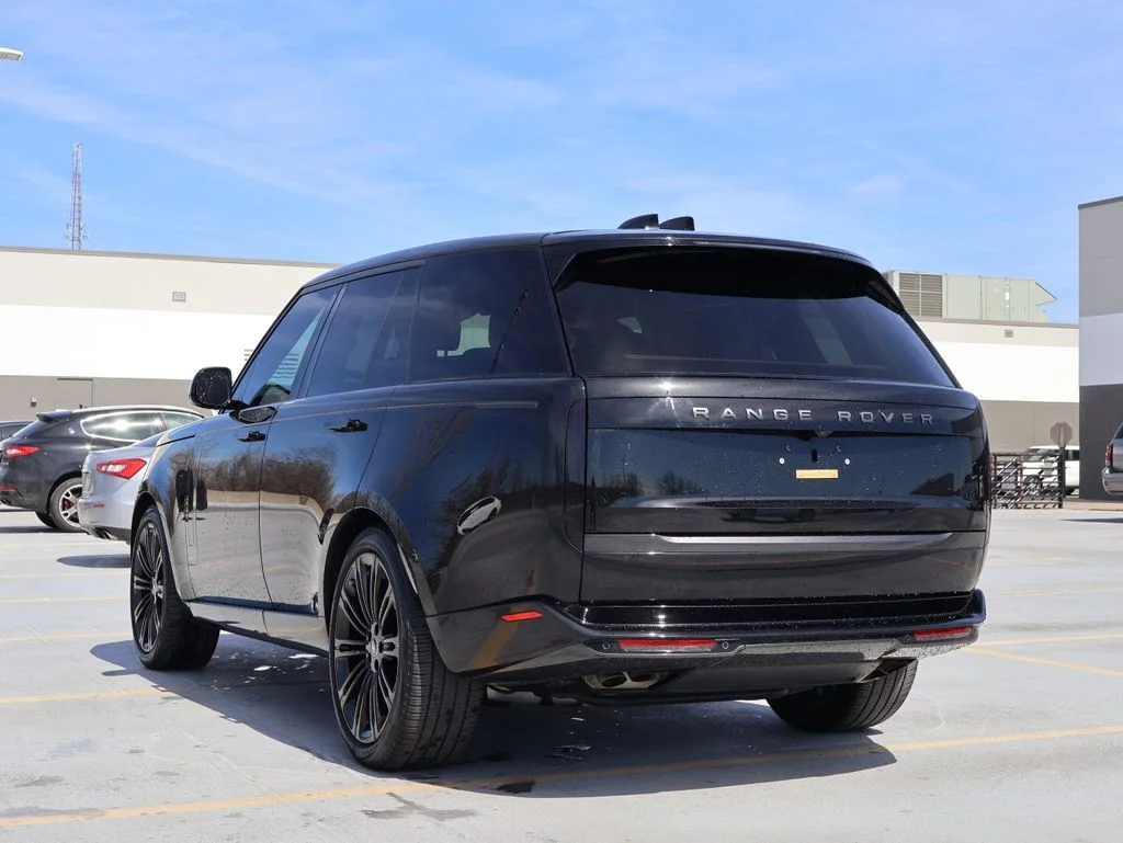 Certified Used 2024 Santorini Black Metallic Land Rover SE image 5