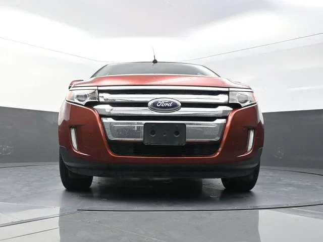 Used 2014 Orange Ford SEL image 31