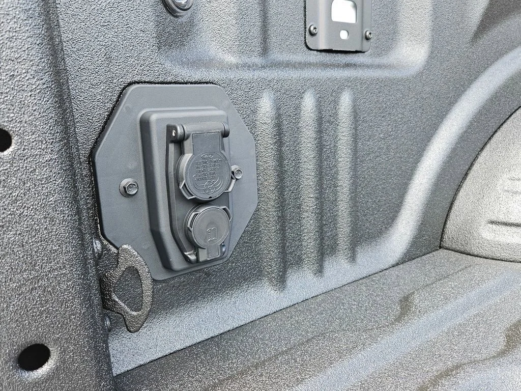 2026 Ford F-250 Super Duty XLT - Photo 30