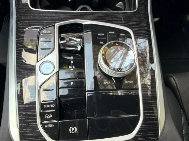 Used 2026 Black BMW xDrive40i image 13