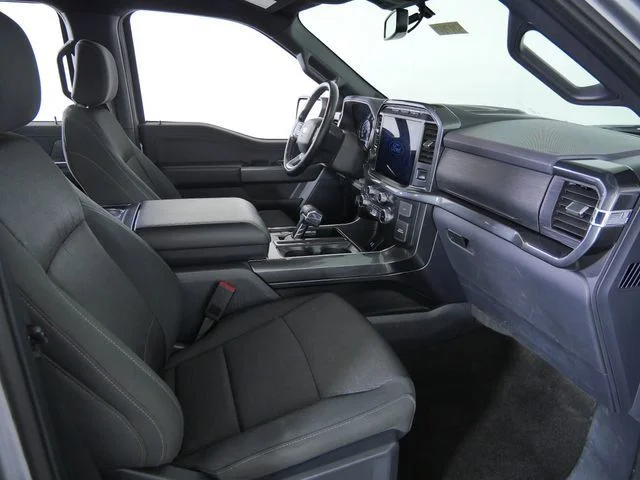 Certified Used 2022 Silver Ford XLT image 11